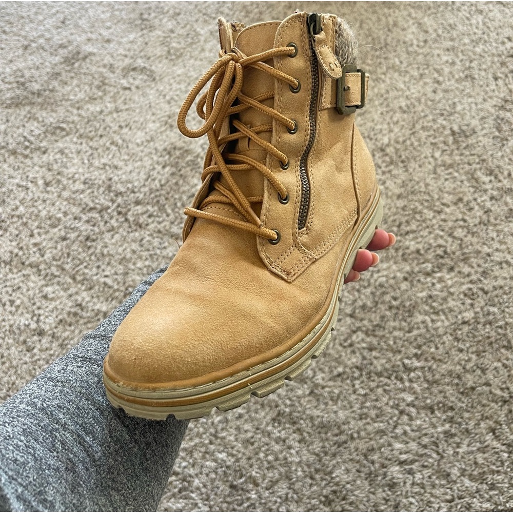 Cliffs Boots